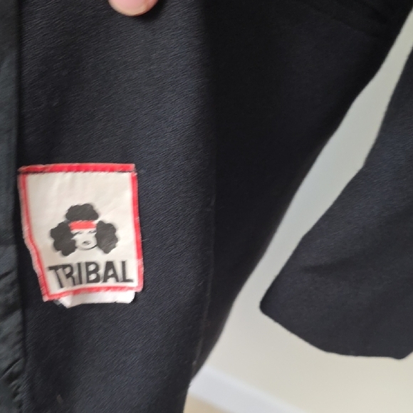 Tribal Black Oversized Vintage Blazer – Made in Canada – Size 5/6 - Picture 6 of 11